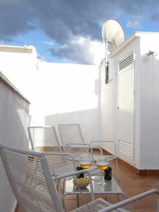 Letsmalaga - Lovely Studio In Malaga Centre Exteriör bild