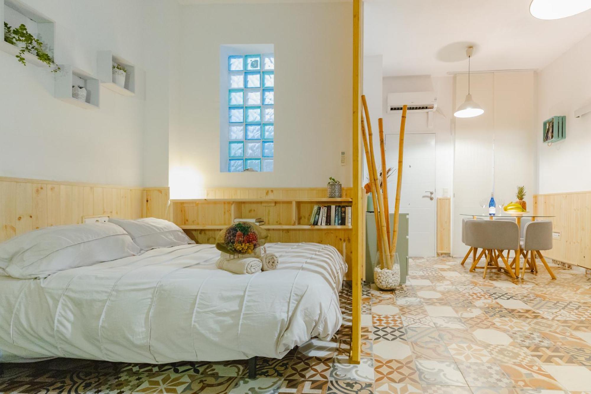 Letsmalaga - Lovely Studio In Malaga Centre Exteriör bild